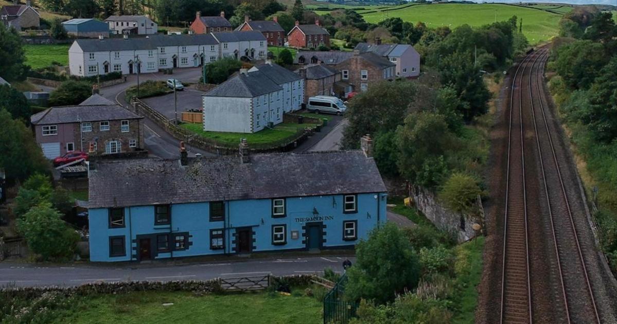 The Samson Inn Gilsland Bagian luar foto